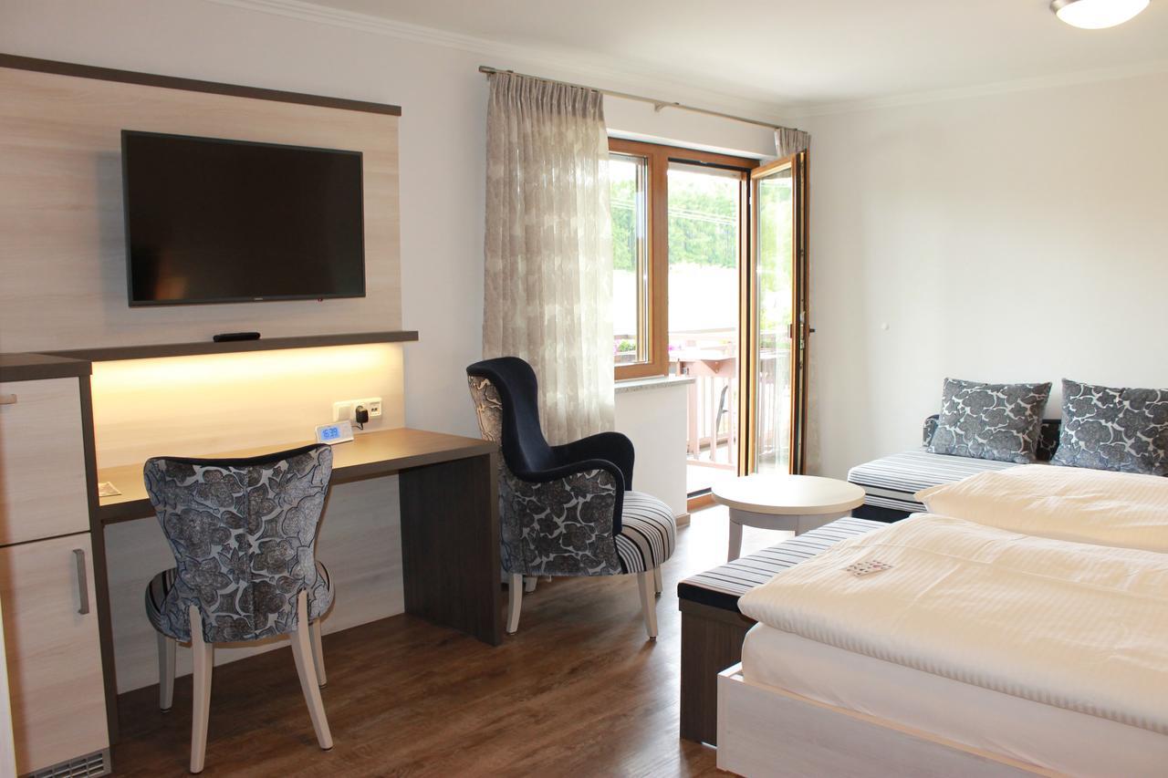 Landhotel Kastanienhof Georgenberg Extérieur photo